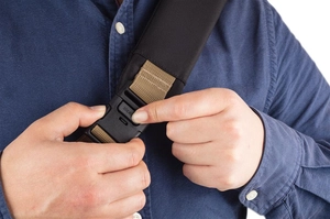 Sac bandoulière Bobby Sling en RPET - avec poche anti RFID personnalisable