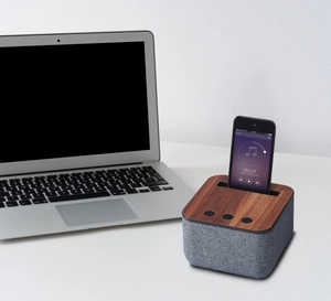 Enceinte Bluetooth en tissu et en bois personnalisable