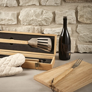 Set de barbecue dans sa boîte en bambou personnalisable