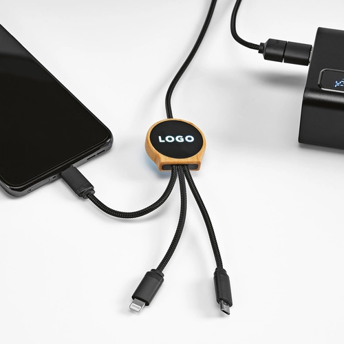 image du produit Câble 5 en 1 avec sortie type C, micro Usb et Lightning