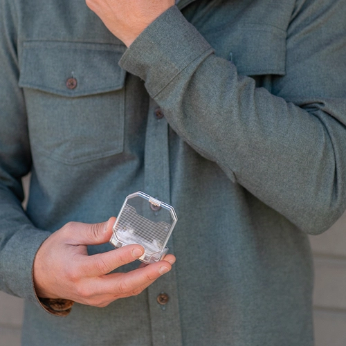 image du produit Écouteurs transparent avec étui de chargement compact